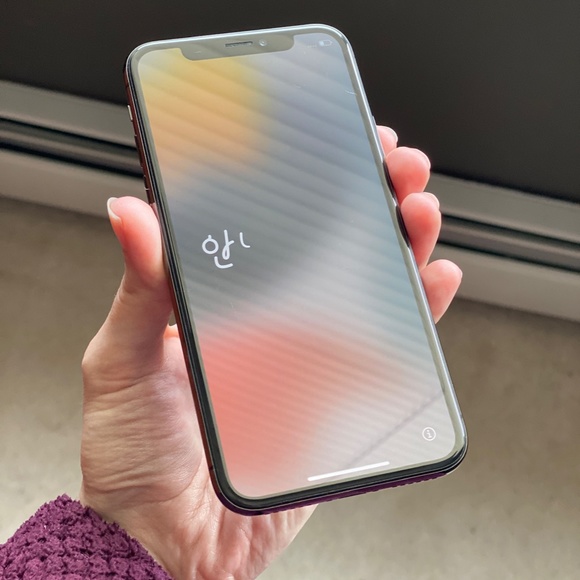 iPhone X 64gb unlocked - amazing condition - Picture 8 of 10